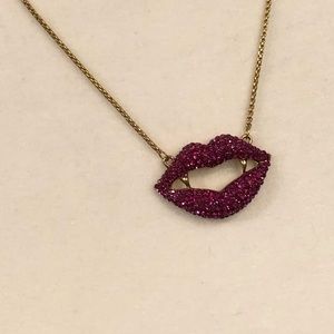 Betsy Johnson new w/I tags lips necklace